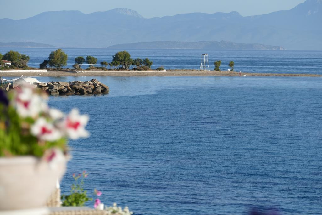 Kekrifalia Hotel Skála Exteriör bild